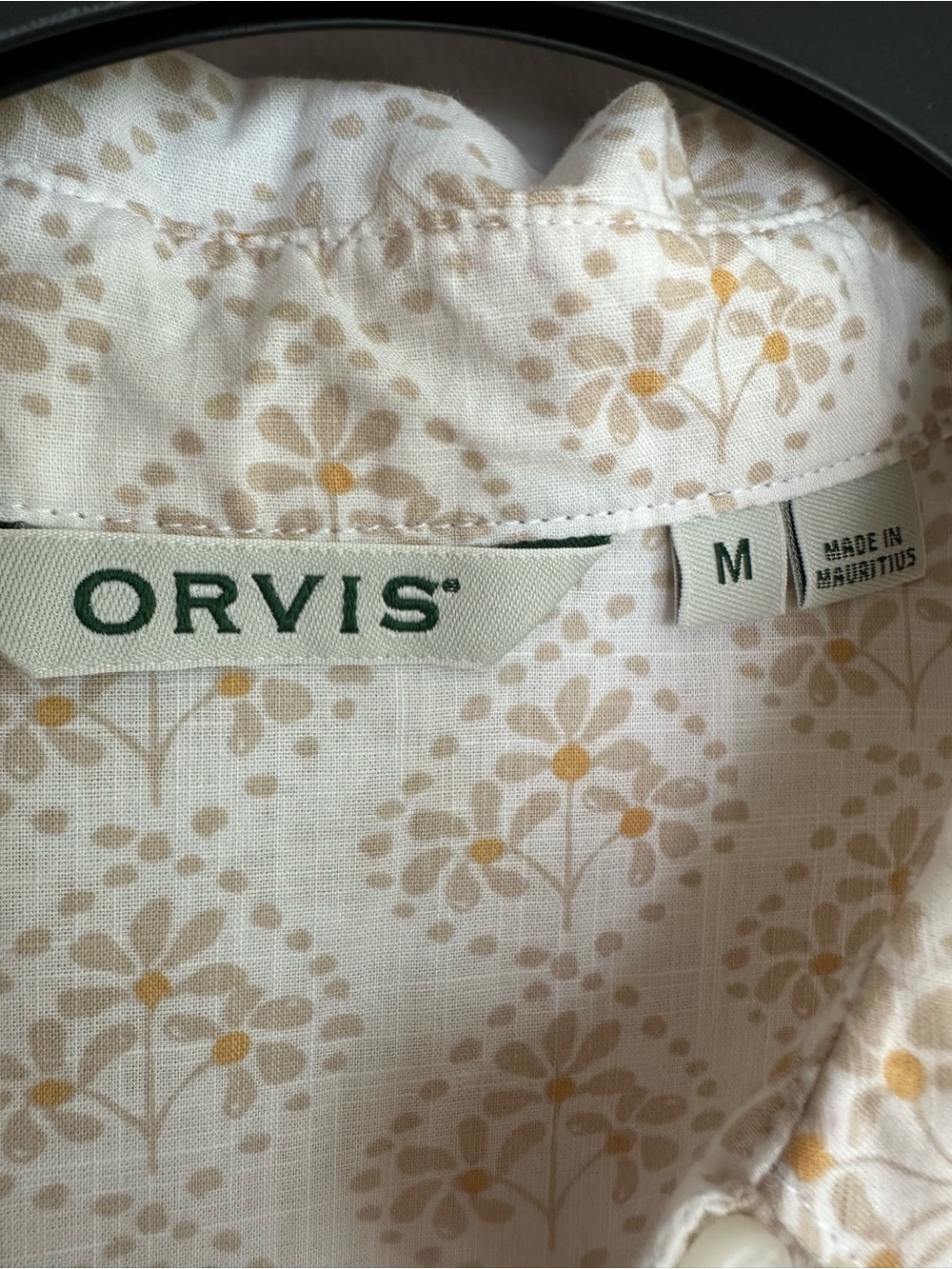 Orvis Women’s Medium Camp Shirt Never Worn 100% Light Cotton - Picture 3 of 5